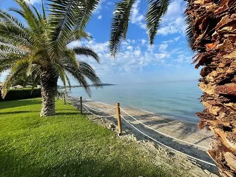 Apartment Seafront Family Apartment-Pontus Skala Fourkas Greece