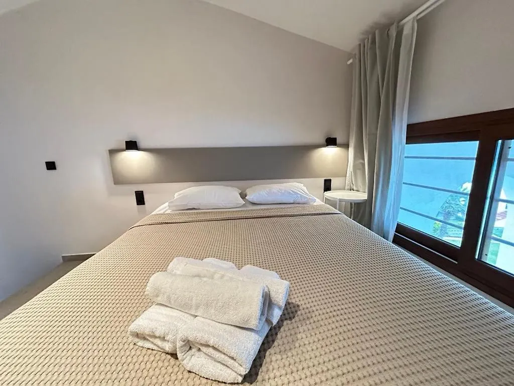 Seafront Family Apartment-Pontus Skala Fourkas Greece