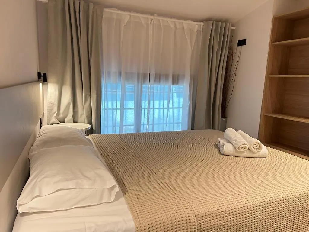 Seafront Family Apartment-Pontus Skala Fourkas 0*,  Greece
