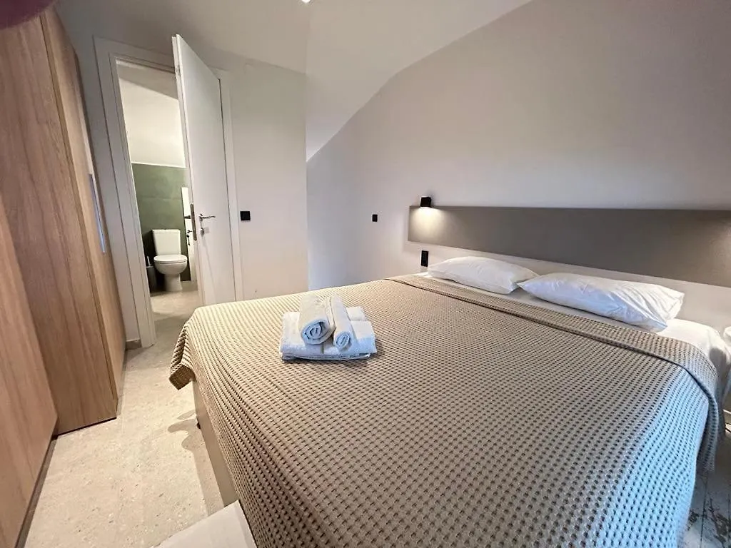 Seafront Family Apartment-Pontus Skala Fourkas Apartment