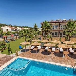 Aparthotel Halkidiki Greek Pride ηotel And, Skala Fourkas